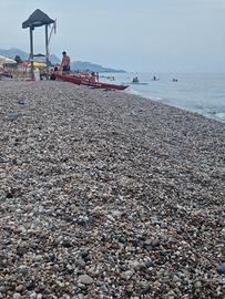 Sicilia - casa vacanze Fondachello - bivani a mare