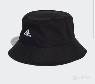 Cappello Bucket Adidas Nero con Logo - Unisex