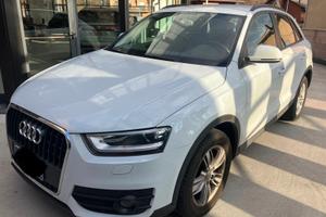 Audi Q3 2.0 tdi 140 cv 2012
