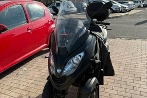 Piaggio MP3 300 HPE Sport (2022)