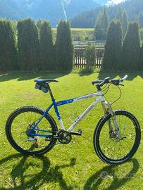 Bici Rocky Mountain Vertex 50