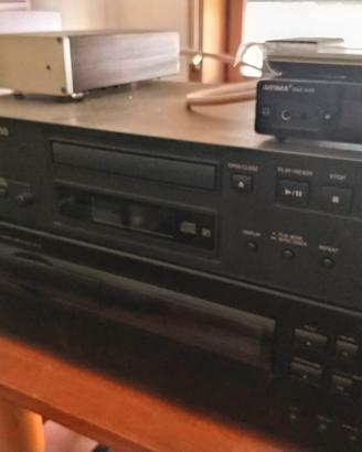 Lettore CD Tascam CD 200