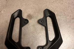 Maniglie passeggero yamaha Mt07