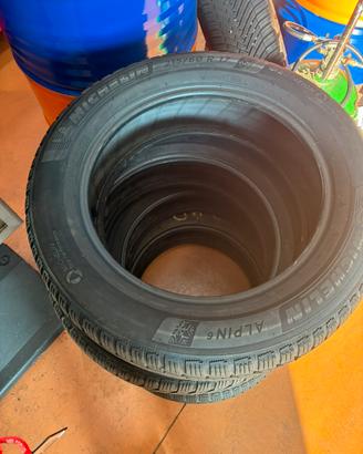 Gomme Michelin alpine  215/60 r17 100H dot2419