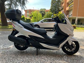 SUZUKI BURGMAN AN400 ABS