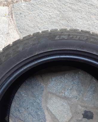 4 pneumatici invernali Bridgestone 235/50 R18 97H