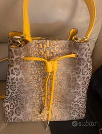 Borsa secchiello (grande) Cavalli class in pelle.