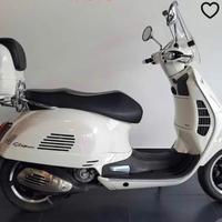 Vespa 300 Gts Super Sport