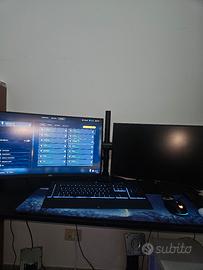 Setup Doppio Monitor Gaming - AOC 27" Curvo 240Hz 