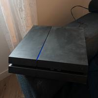 playstation4, con 1 joypad e 3 giochi