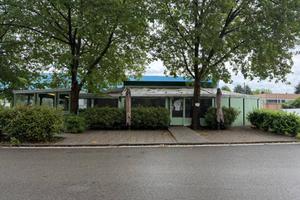Attività / Licenza di 50 m² con 3 locali a Bologna