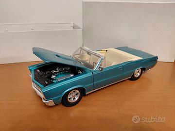 Maisto 1:18 Pontiac  no Burago Dinky Politoys 