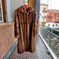 PELLICCIA DI VISONE FEMMINA