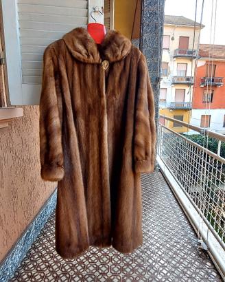 PELLICCIA DI VISONE FEMMINA