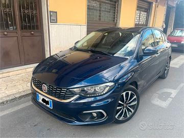 Fiat tipo hacback