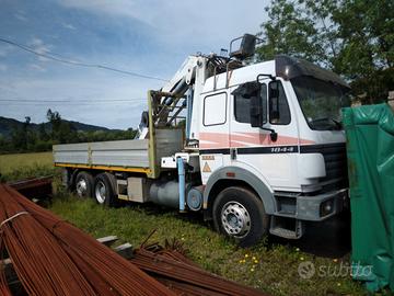 Camion gru