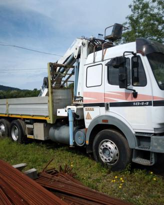 Camion gru
