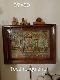 antica teca  reliquiario, come in foto.