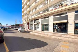 NEGOZIO A FORMIA