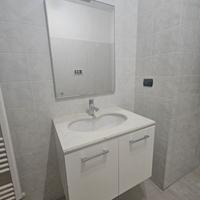 mobile bagno con specchio 