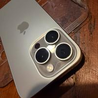 Iphone 15 pro natural titanium