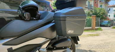 Telaietto valige laterali Honda Forza 300