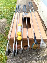 Set 7 mazze da golf vintage PETRON e 5 palline