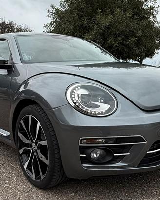 Volkswagen Maggiolino 2.0 TDI 110 CV Cerchi 19