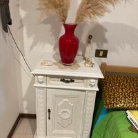 Comodino stile shabby chic