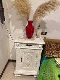 Comodino stile shabby chic