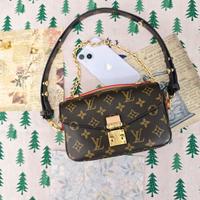 Louis Vuitton Métis Pochette East West