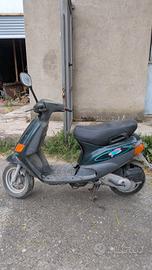 piaggio zip