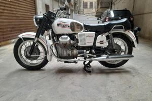 Moto Guzzi V7 Special 750 - Anni 70