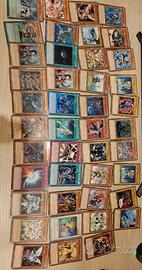 Lotto Yu-Gi-Oh, 150 carte + Deck box ultra Pro