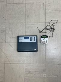 Centrale antifurto + combinatore telefonico