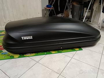Baule box tetto auto Thule Pacific 200