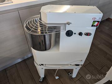 Impastatrice a spirale professionale GM/7i da 7kg