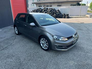 VOLKSWAGEN Golf 1.6 TDI DSG 5p. Highline BlueMot