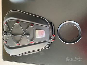 Borsa serbatoio givi tanlock system st610