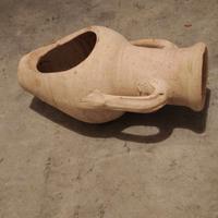 Anfora in terracotta orrizzontale