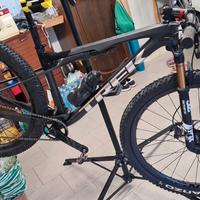 Trek Supercaliber 9.8 NUOVA senza ruote