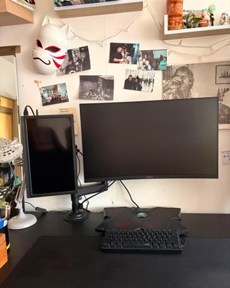 🖥️ Set monitor e accessori PC presi 1 anno fa’
