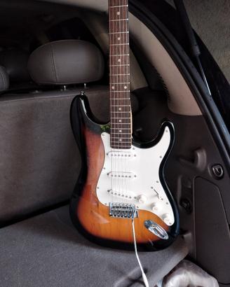 chitarra elettrica con amplificatore 