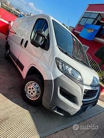 Peugeot boxer isotermico