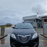 Lancia Ypsilon 2014 , auto grandinat prezzo occas.
