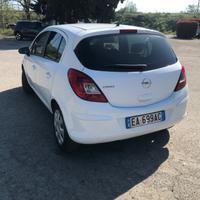 Vendo Opel corsa 1.0 benzina unico proprietario