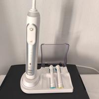 Spazzolino elettrico Oral-B Genius 8000N