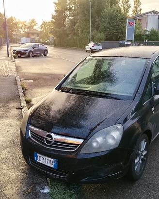 Opel Zafira 1.7 diesel 
