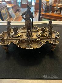 Antico calamaio in ottone