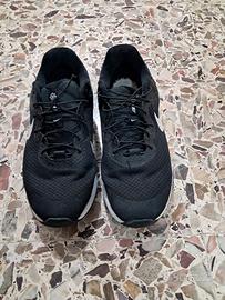 Scarpe Nike revolution
